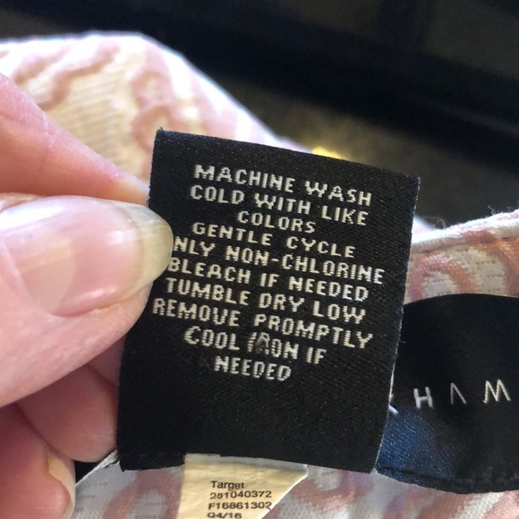 Victoria Beckham for Target Damask Print Pleated Front Dressy Shorts Size 4 - Picture 8 of 8